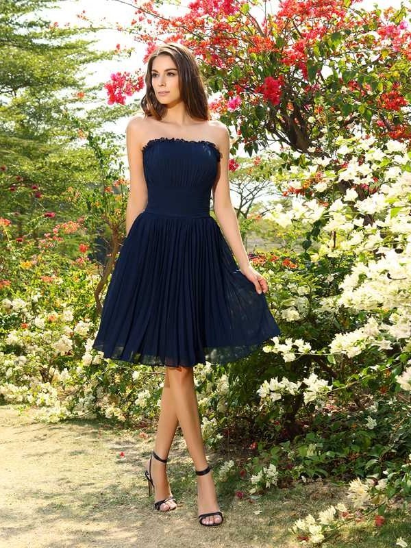 Sleeveless Short A-Line/Princess Strapless Pleats Chiffon Bridesmaid Dresses