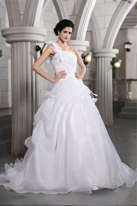 Ball One-Shoulder Gown Pleats Sleeveless Long Organza Wedding Dresses