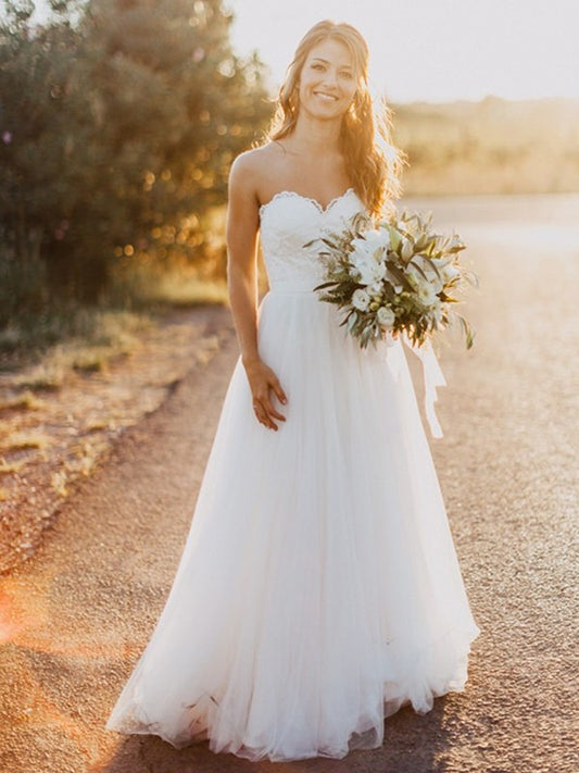 A-Line/Princess Sleeveless Ruched Sweetheart Tulle Floor-Length Wedding Dresses