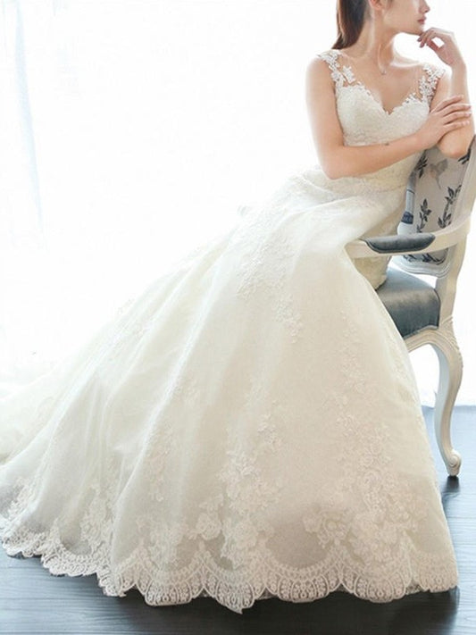 V-neck Applique A-Line/Princess Sleeveless Court Train Lace Wedding Dresses