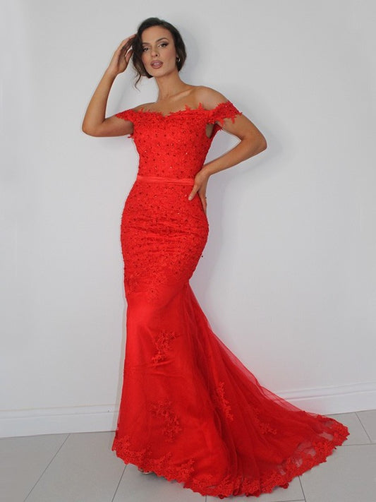 Off-the-Shoulder Trumpet/Mermaid Applique Sleeveless Tulle Sweep/Brush Train Dresses