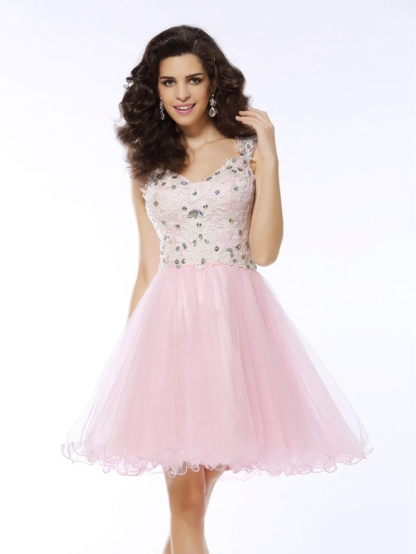 A-Line/Princess Sweetheart Applique Sleeveless Brenna Short Satin Homecoming Dresses Cocktail Dresses