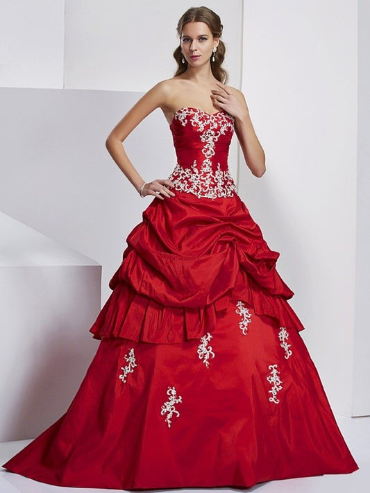 Sleeveless Applique Gown Ball Long Sweetheart Beading Taffeta Quinceanera Dresses