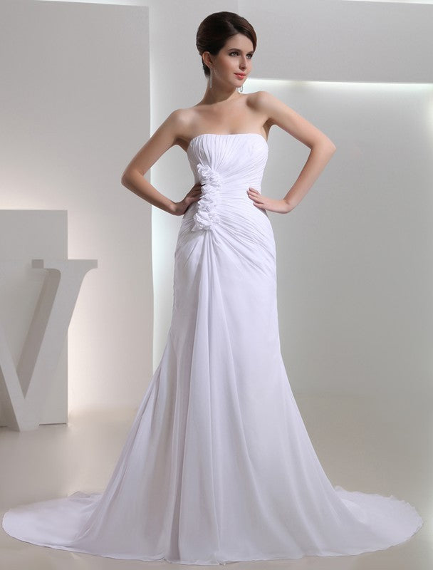 Beading Sleeveless Strapless Pleated A-Line/Princess Chiffon Wedding Dresses