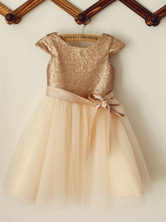 Sleeveless Sequin Scoop Tulle A-Line/Princess Knee-Length Flower Girl Dresses