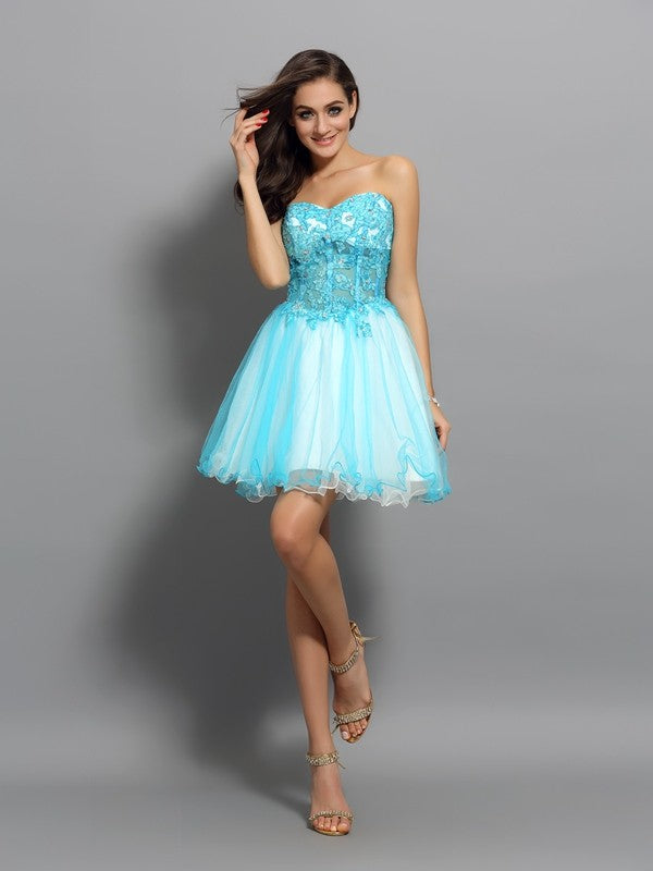 A-Line/Princess Sweetheart Applique Beading Sleeveless Talia Short Satin Cocktail Homecoming Dresses Dresses