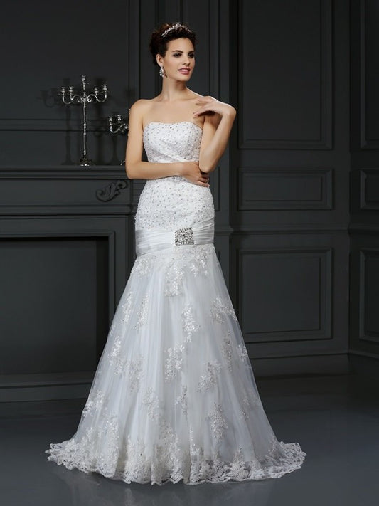 Sheath/Column Long Strapless Applique Sleeveless Satin Wedding Dresses