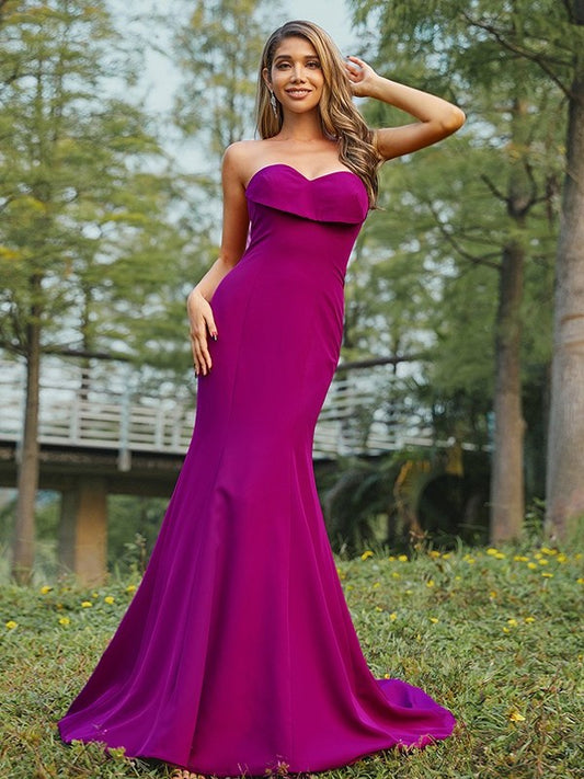 Sweetheart Sleeveless Sheath/Column Sweep/Brush Crepe Ruched Stretch Train Bridesmaid Dresses