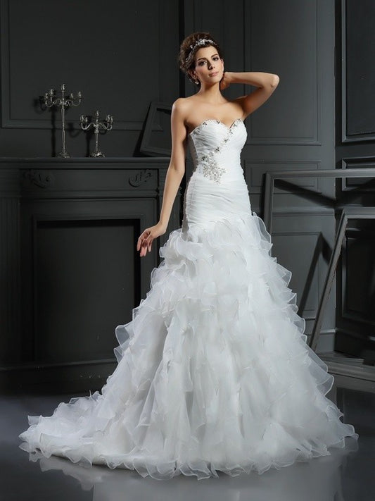 Trumpet/Mermaid Sweetheart Long Ruffles Sleeveless Organza Wedding Dresses