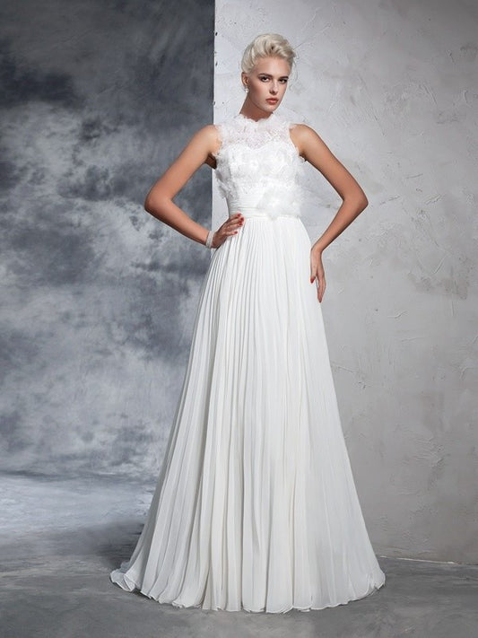 Long Sleeveless A-Line/Princess Neck Pleats High Chiffon Wedding Dresses