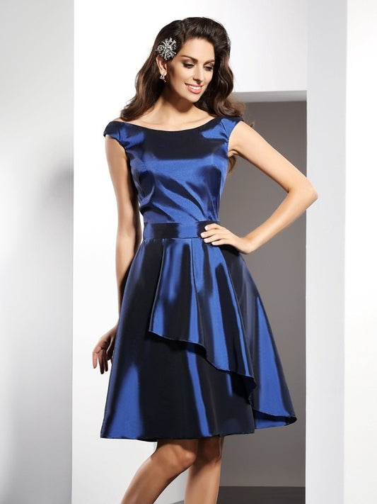 A-Line/Princess Sleeveless Scoop Short Taffeta Bridesmaid Dresses