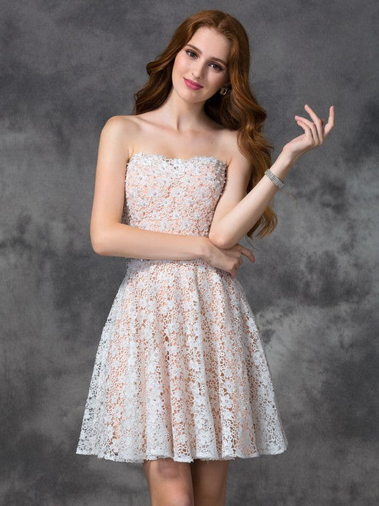 A-line/Princess Sweetheart Lace Homecoming Dresses Sleeveless Short Kaydence Lace Cocktail Dresses