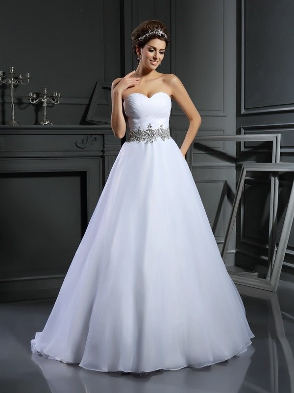 Sleeveless Sweetheart Ball Beading Long Gown Satin Wedding Dresses