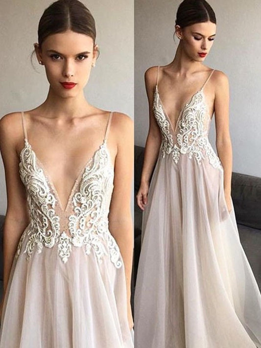 Sleeveless V-neck Straps Sweep/Brush Lace Train Spaghetti A-Line/Princess Organza Wedding Dresses