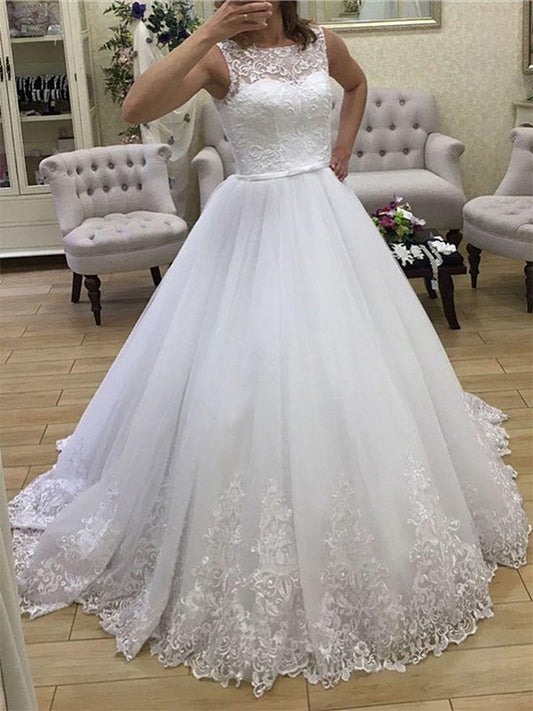 Tulle Gown Scoop Sleeveless Court Ball Applique Train Wedding Dresses