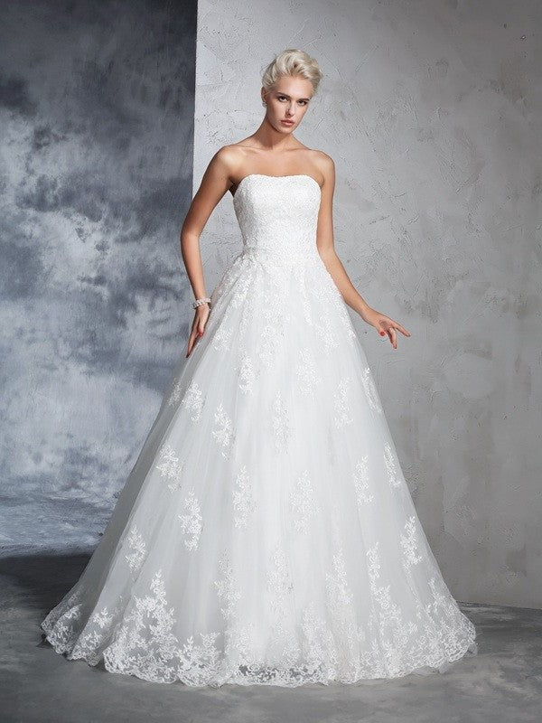 Ball Lace Gown Long Strapless Sleeveless Lace Wedding Dresses