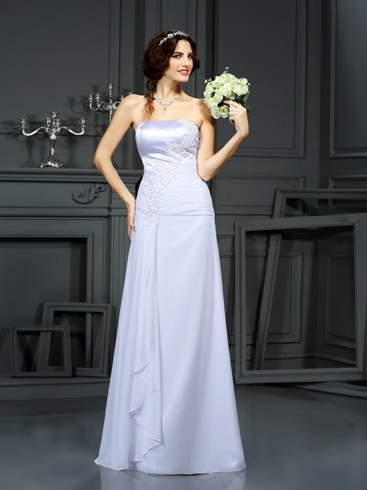 Long Sleeveless Beading Sheath/Column Strapless Chiffon Wedding Dresses