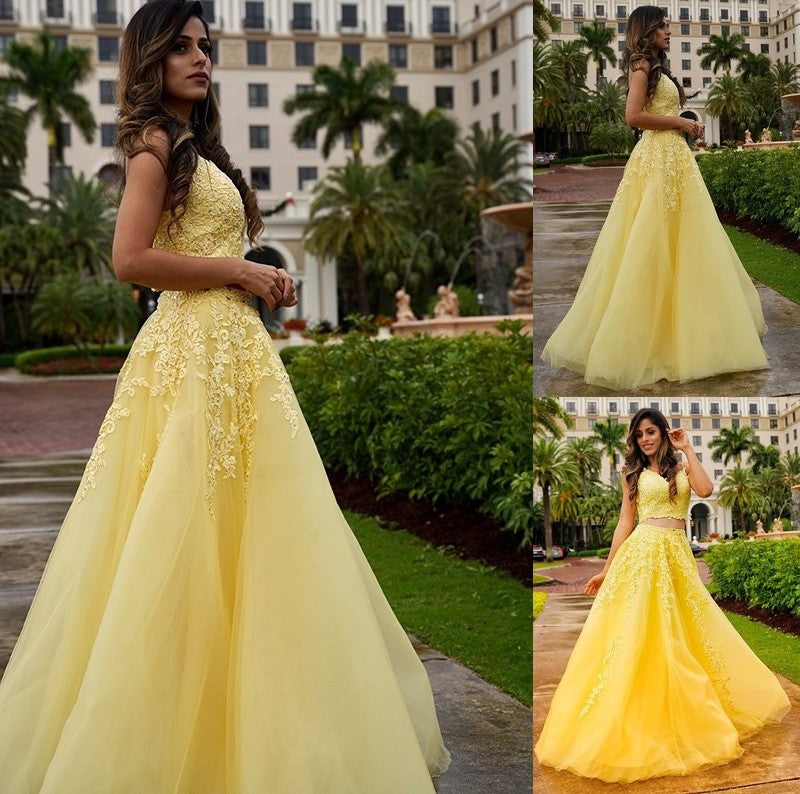 Sleeveless V-neck Floor-Length Tulle Applique A-Line/Princess Two Piece Dresses