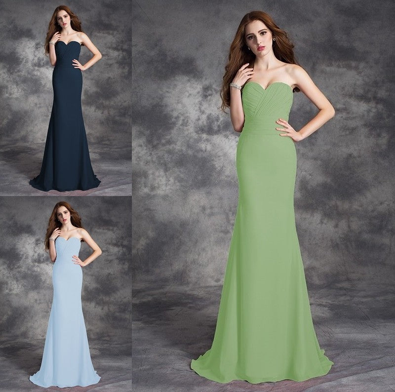 Sweetheart Sleeveless Long Ruched Trumpet/Mermaid Chiffon Bridesmaid Dresses