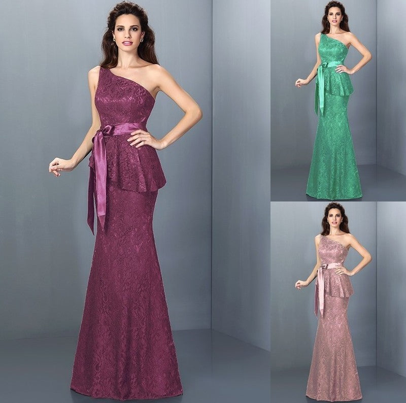 Lace One-Shoulder Sleeveless Trumpet/Mermaid Long Lace Bridesmaid Dresses