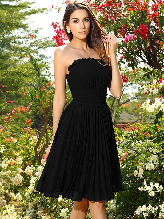 Sleeveless Short A-Line/Princess Strapless Pleats Chiffon Bridesmaid Dresses