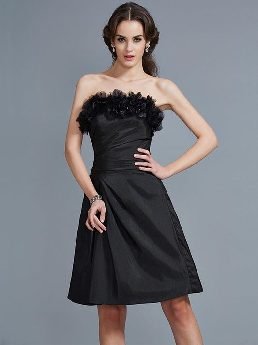 Sheath/Column Strapless Hand-Made Short Sleeveless Flower Taffeta Bridesmaid Dresses