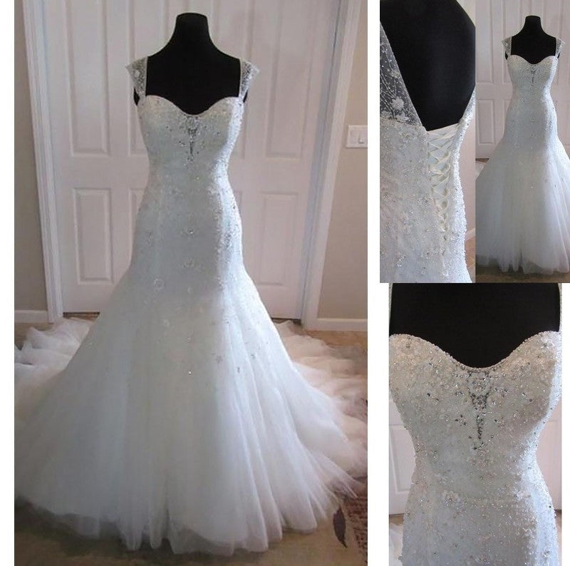 Sleeveless Trumpet/Mermaid Court Train Tulle Straps Wedding Dresses