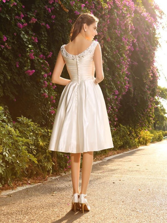 V-neck Beading A-Line/Princess Short Sleeveless Satin Wedding Dresses