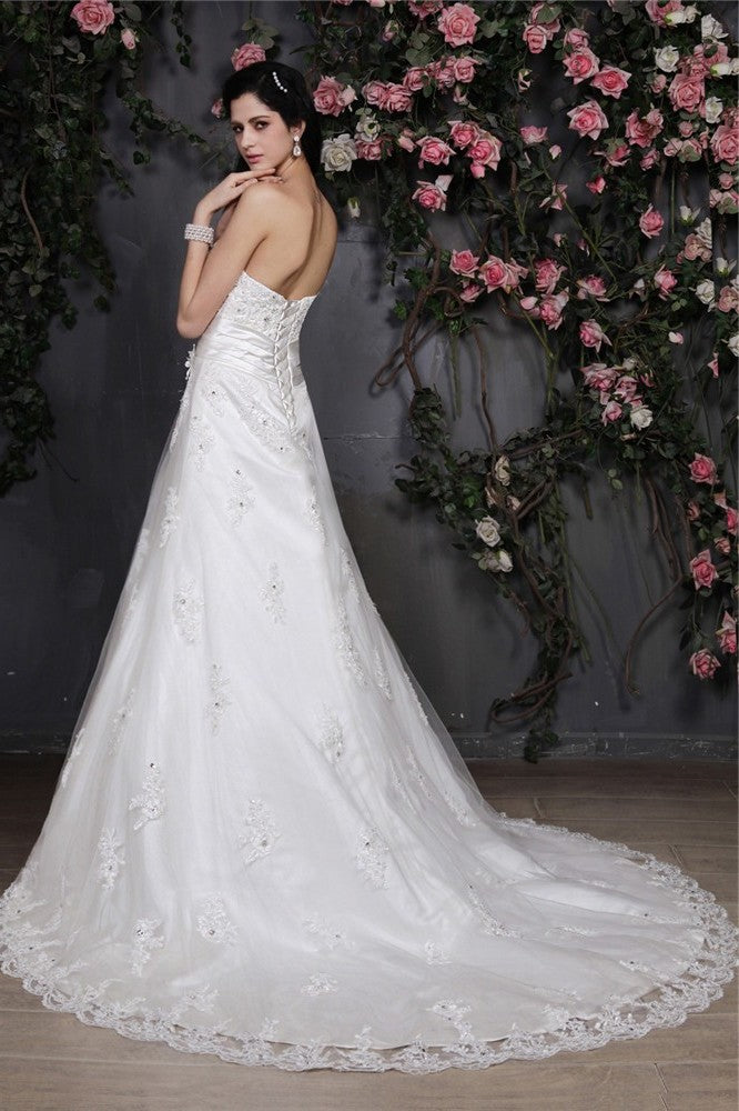 Strapless Beading Sleeveless A-Line/Princess Applique Flower Hand-Made Net Wedding Dresses