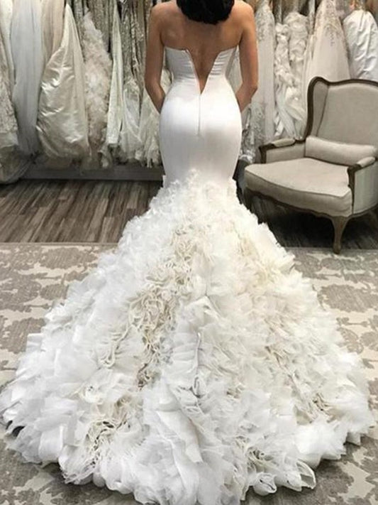 Sleeveless Trumpet/Mermaid Court Train Sweetheart Satin Wedding Dresses