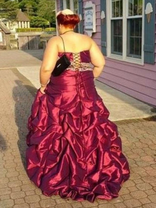 Sleeveless Floor-Length A-Line/Princess Beading Taffeta Strapless Plus Size Dresses