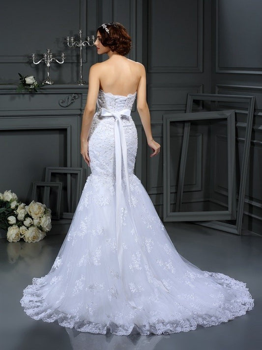 Long Trumpet/Mermaid Sleeveless Beading Strapless Lace Wedding Dresses