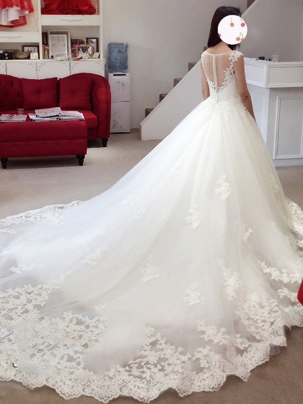 Train Gown Applique Bateau Sleeveless Ball Chapel Tulle Wedding Dresses