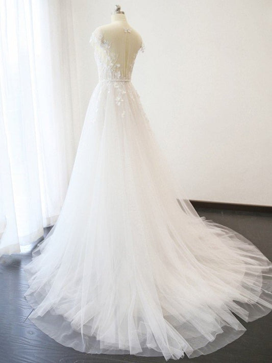 V-neck Short A-Line/Princess Sleeves Train Court Applique Tulle Wedding Dresses