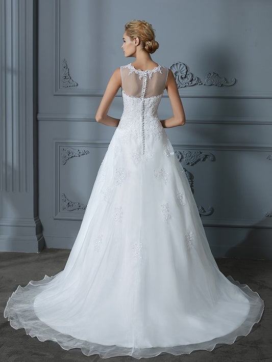 Train Ball Court Scoop Gown Sleeveless Organza Applique Wedding Dresses