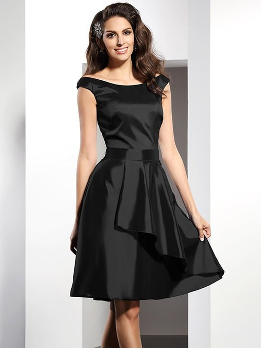 A-Line/Princess Sleeveless Scoop Short Taffeta Bridesmaid Dresses