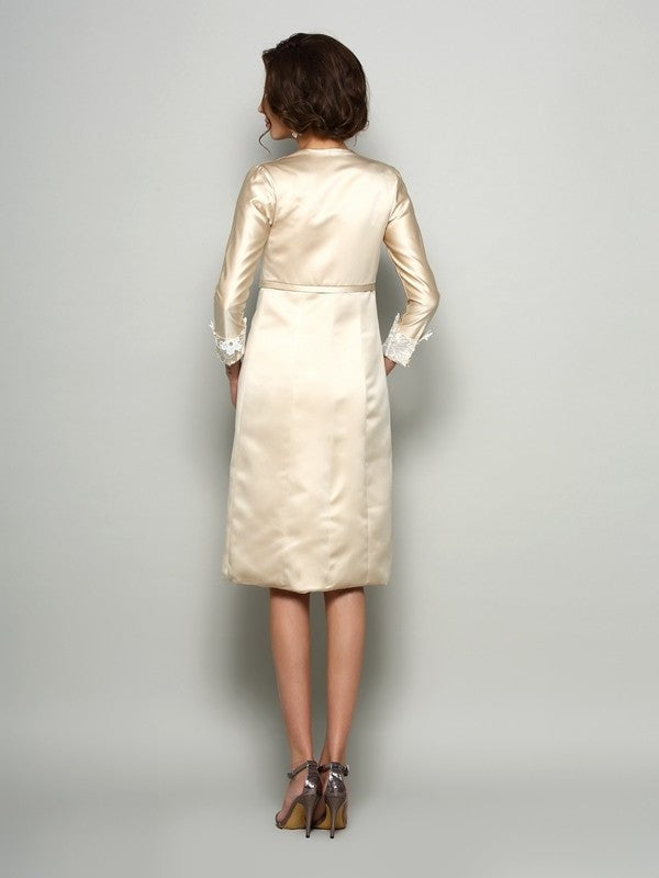 Short Applique Sleeves Square Short Sheath/Column Satin Mother of the Bride Dresses