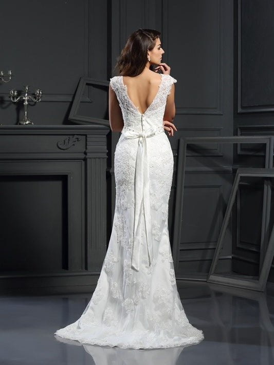 Sleeveless Long Bateau A-Line/Princess Lace Satin Wedding Dresses