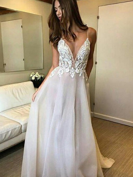 Sleeveless V-neck Straps Sweep/Brush Lace Train Spaghetti A-Line/Princess Organza Wedding Dresses