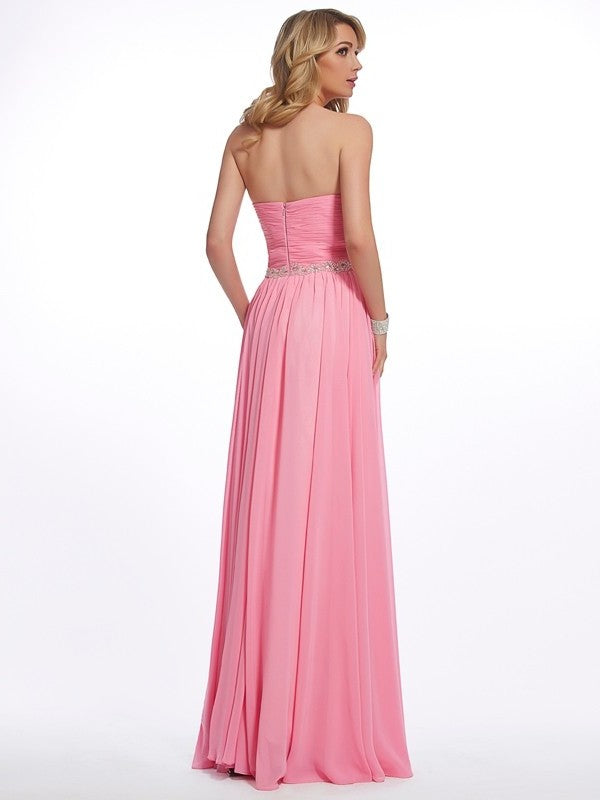 A-Line/Princess Sleeveless Sweetheart Applique Long Chiffon Dresses