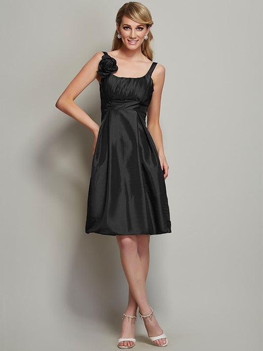 Sleeveless Straps A-Line/Princess Short Pleats Taffeta Bridesmaid Dresses