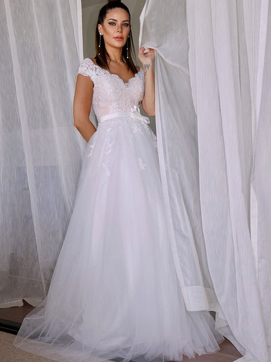 A-Line/Princess Sleeveless Tulle Lace V-neck Floor-Length Wedding Dresses