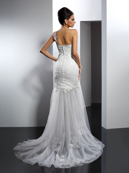 Trumpet/Mermaid One-Shoulder Long Lace Sleeveless Lace Wedding Dresses