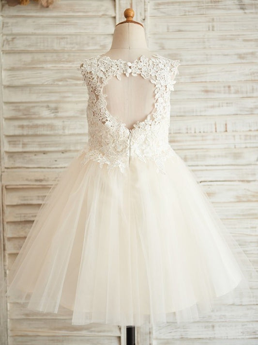 Tulle Sleeveless Scoop Lace A-Line/Princess Knee-Length Flower Girl Dresses