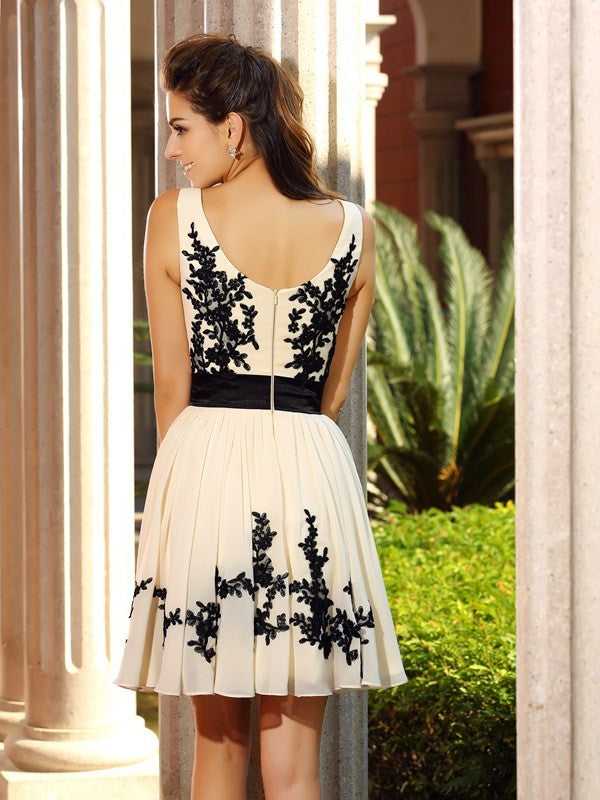 A-Line/Princess Square Applique Sleeveless Short Chiffon Cocktail Homecoming Dresses Dresses Allison