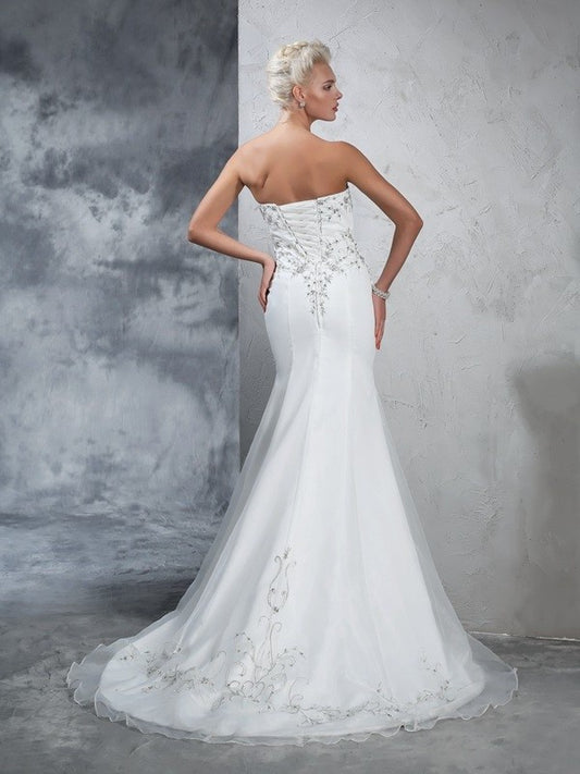 Sleeveless Trumpet/Mermaid Long Sweetheart Beading Satin Wedding Dresses