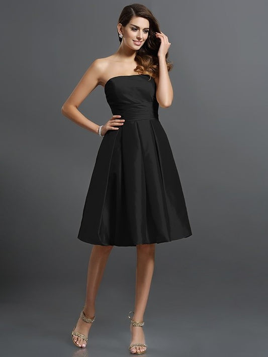 Strapless A-Line/Princess Short Sleeveless Taffeta Bridesmaid Dresses