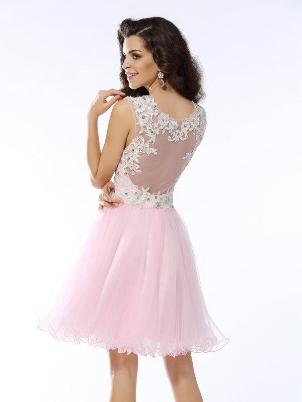 A-Line/Princess Sweetheart Applique Sleeveless Brenna Short Satin Homecoming Dresses Cocktail Dresses