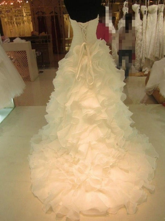 Ruffles Sleeveless Sweetheart Gown Court Organza Ball Train Wedding Dresses