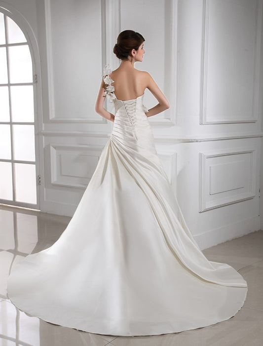 A-Line/Princess Sleeveless Flower Hand-made One-shoulder Satin Wedding Dresses